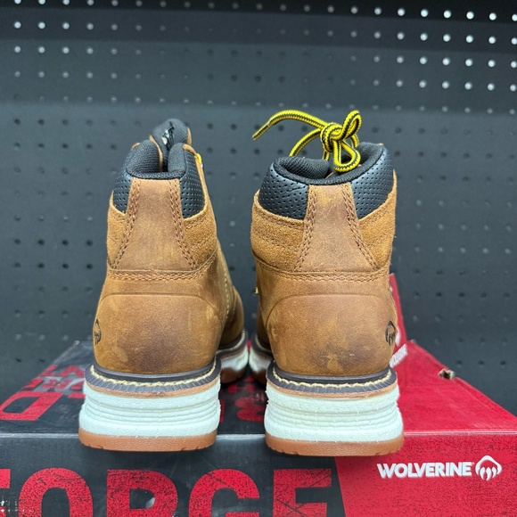 New W/ Box! Women's Wolverine Hellcat 6" CarbonMax Toe Brown Leather Work Boots - Picture 3 of 5